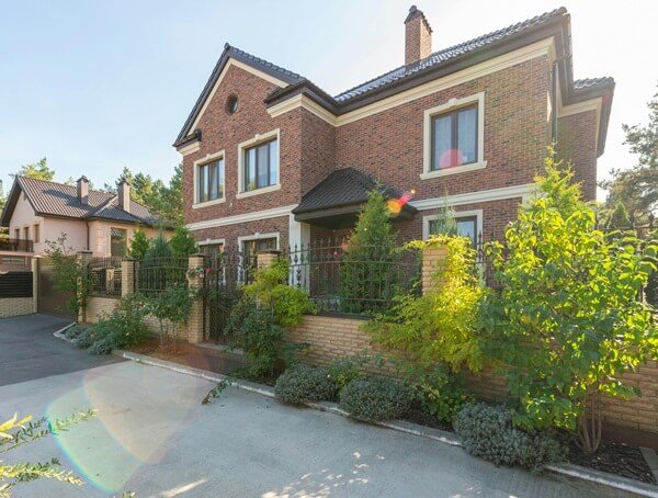Exterior Walls, Fencing & Paving